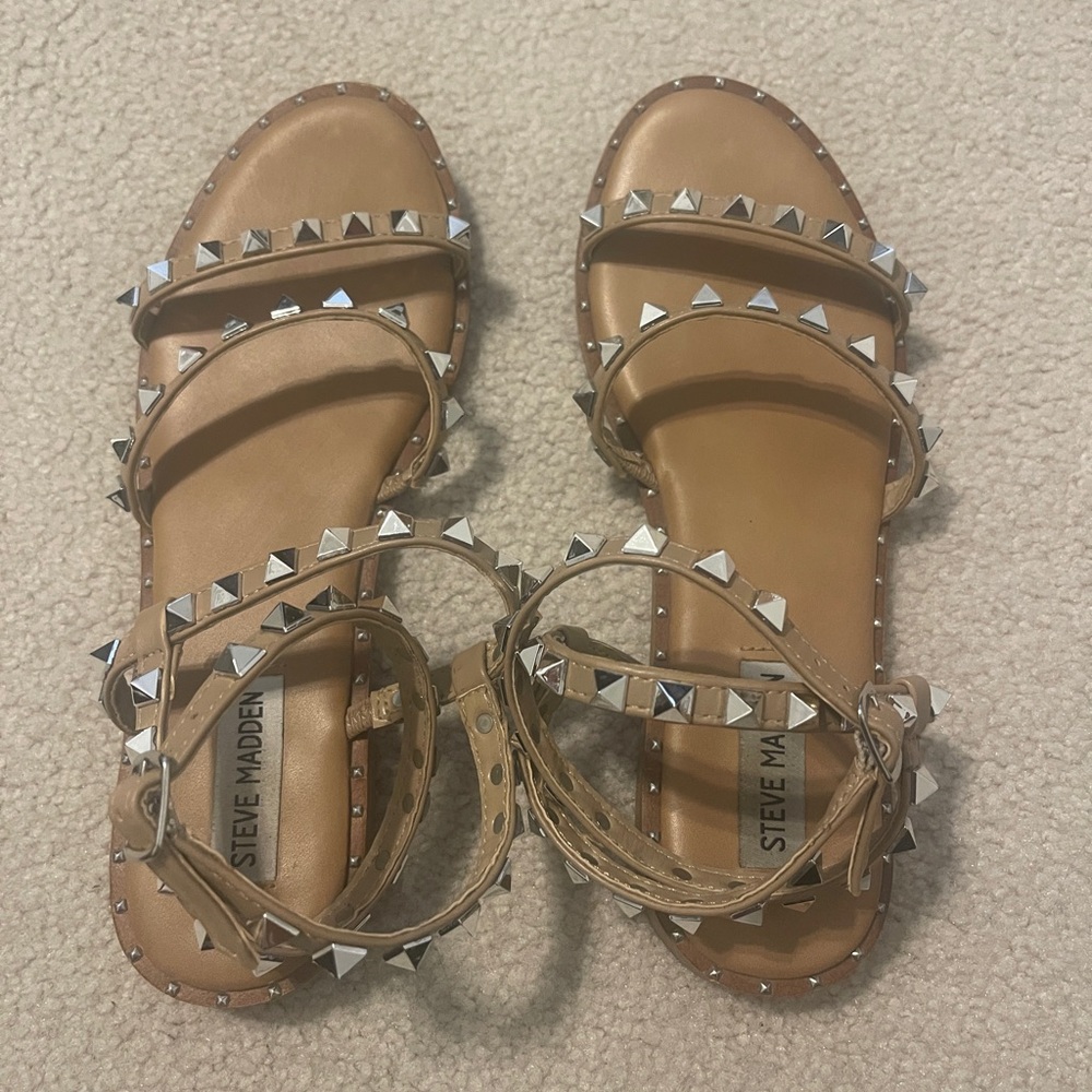 Steve Madden Beige Studded Sandals
